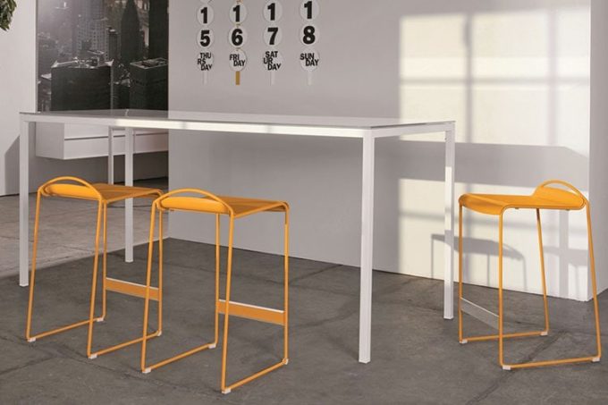 Ernesto Ice Table Ernesto Ice Table