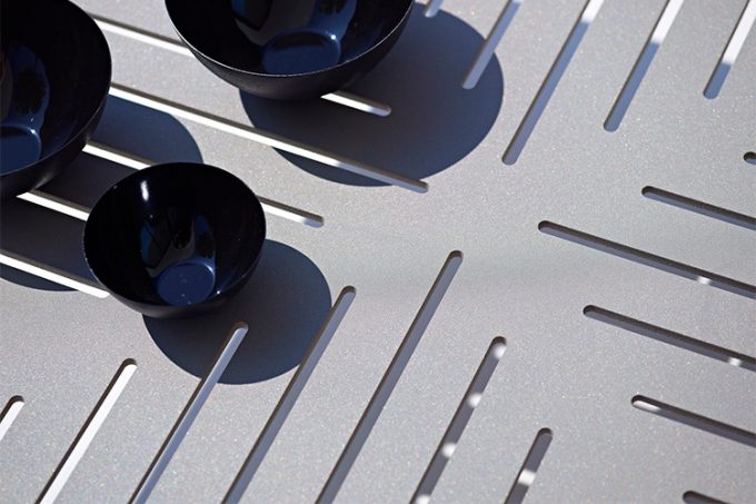 conic-outdoor-coffee-table_06