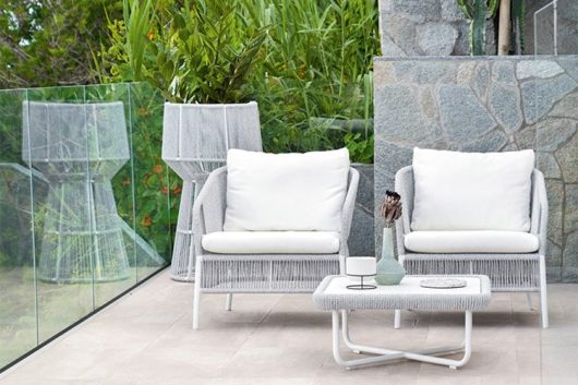 Cricket Planter Outdoor