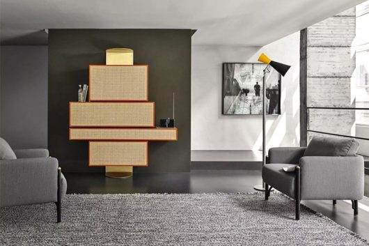 NYNY Totem Car Cabinet