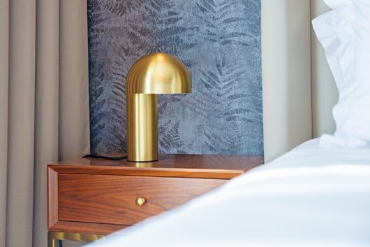 Apolo Table Light