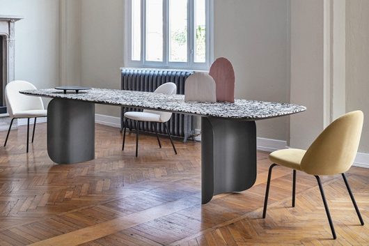 Barry Table