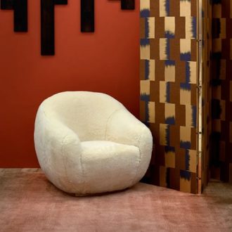 Niemeyer Two Armchair Fur
