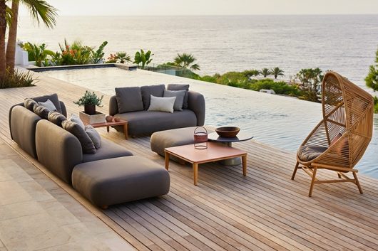 Capture Sectional Sofa