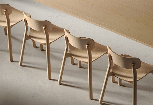 Kiyumi Wood Chair